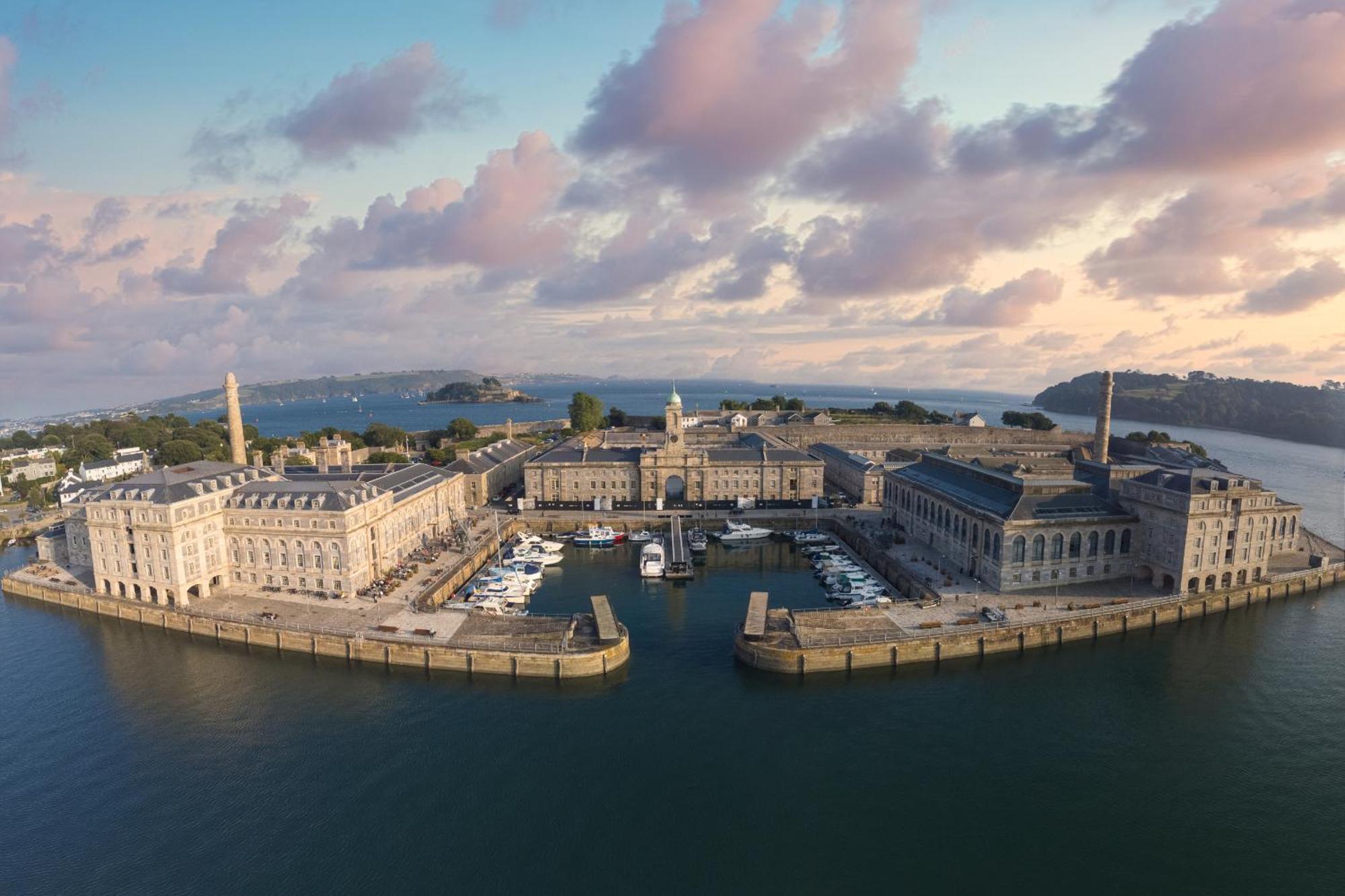 Royal William Yard Apartments プリマス 部屋 写真